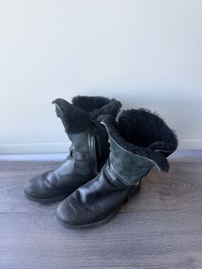 UGG Black Shearling-Lined Foldover Boots